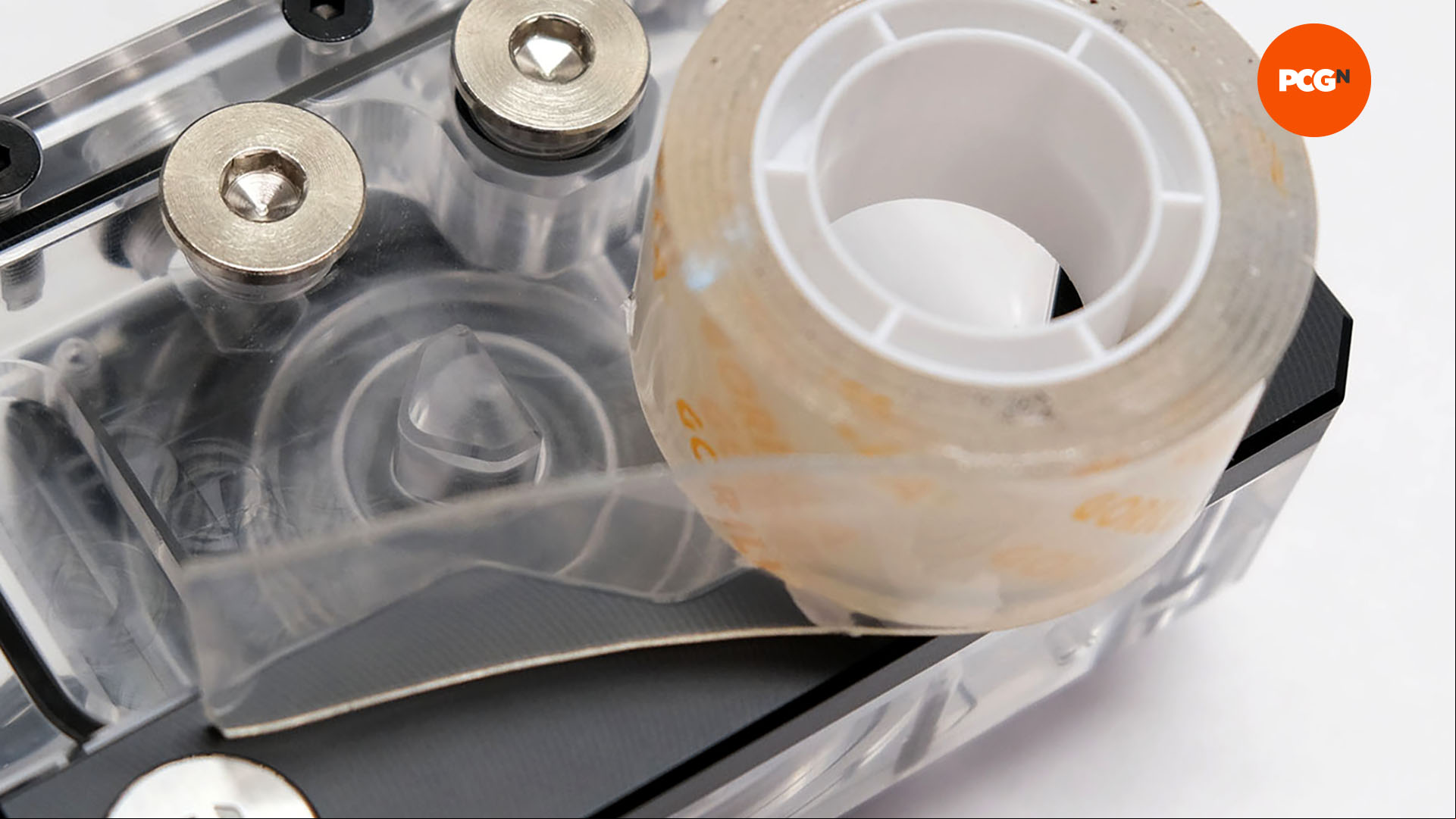 How to mount a reservoir: Use Gorilla mounting tape
