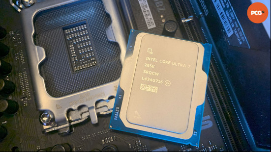Intel Core Ultra 7 265K review: U next to LGA1851 motherboard socket